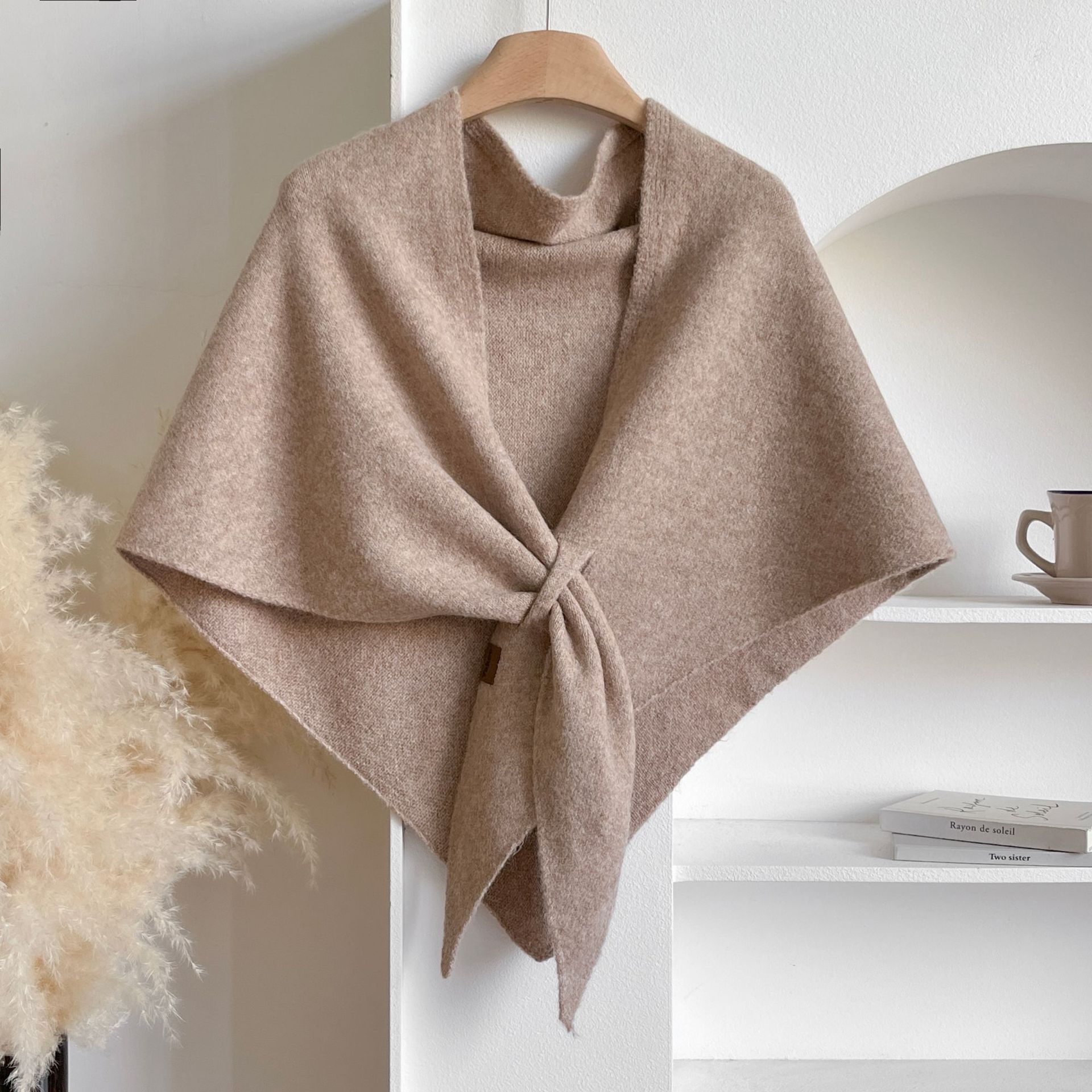Bufanda Triangular de Lana Estilo Casual 2025 para Mujer, Calentador de Cuello para Otoño e Invierno, Chal Grande de Color Sólido para Habitaciones con Aire Acondicionado.