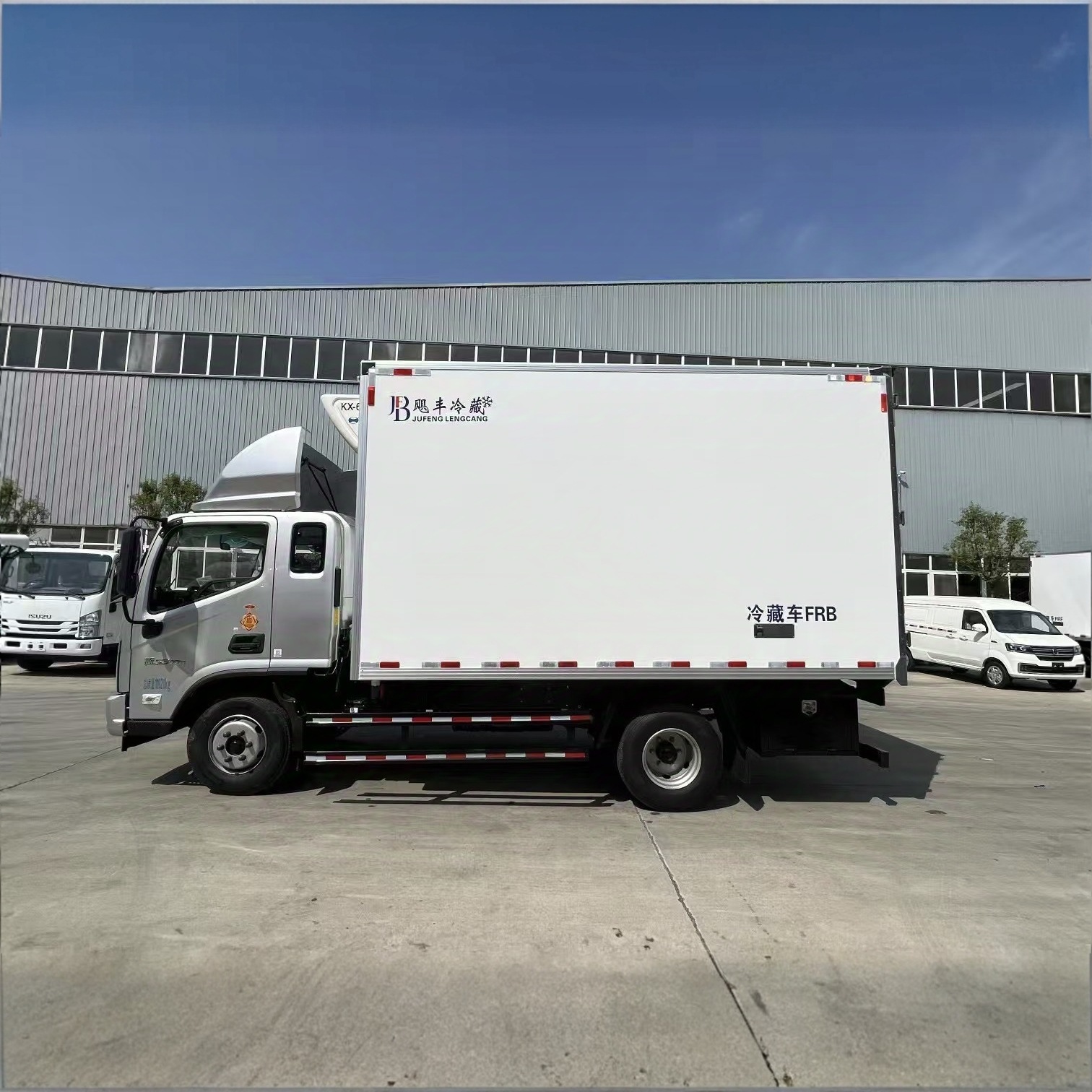 4米2福田欧马黄牌排半冷藏车 小黄牌冷链物流运输车 肉钩车价格