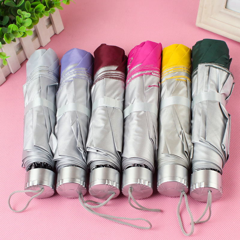 Tres plegadas para mujeres paraguas solares al por mayor vinil grosado paraguas plegables automático 24 huesos regalos comerciales publicidad paraguas