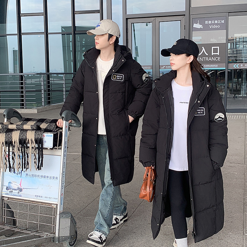 Negro sobre la rodilla larga chaqueta de algodón de pluma femenina invierno 2025 nuevo estilo coreano chaqueta de pan encapuchado para pareja chaqueta de algodón image 1
