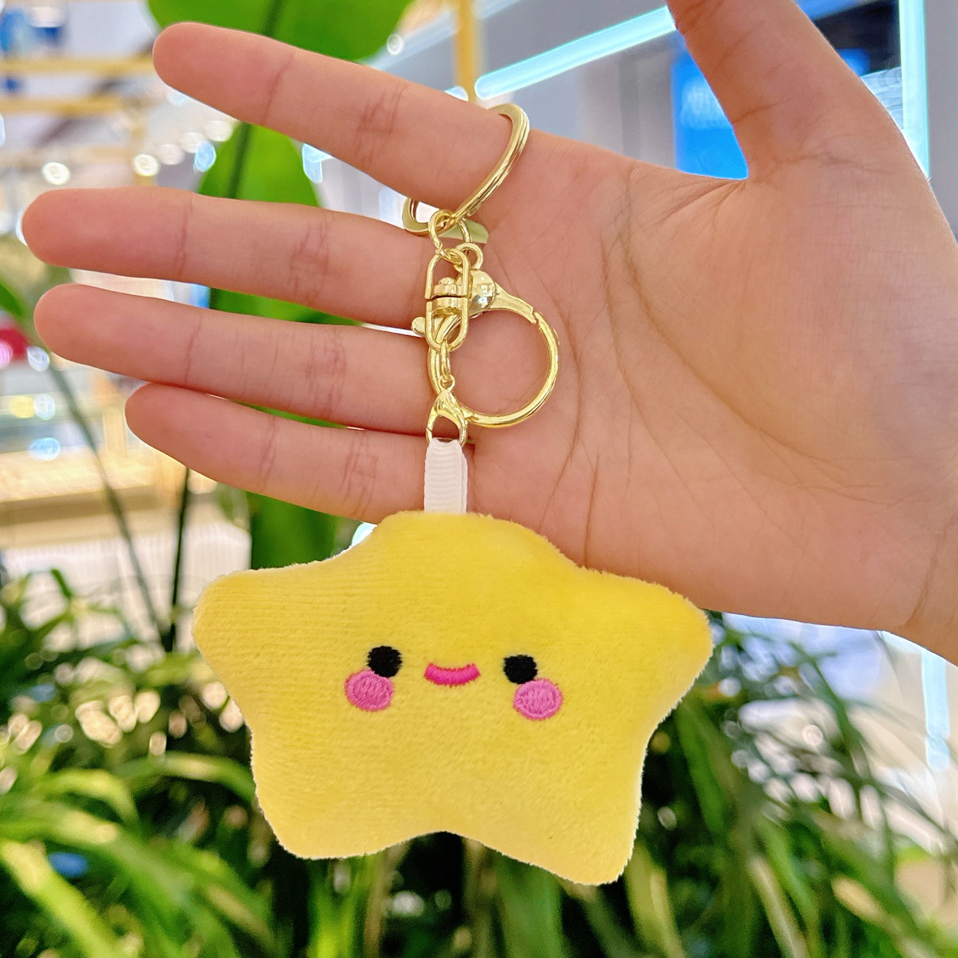 Creativa pequeña estrella llavero de peluche estrella mochila muñeca colgante muñeca juguete al por mayor
