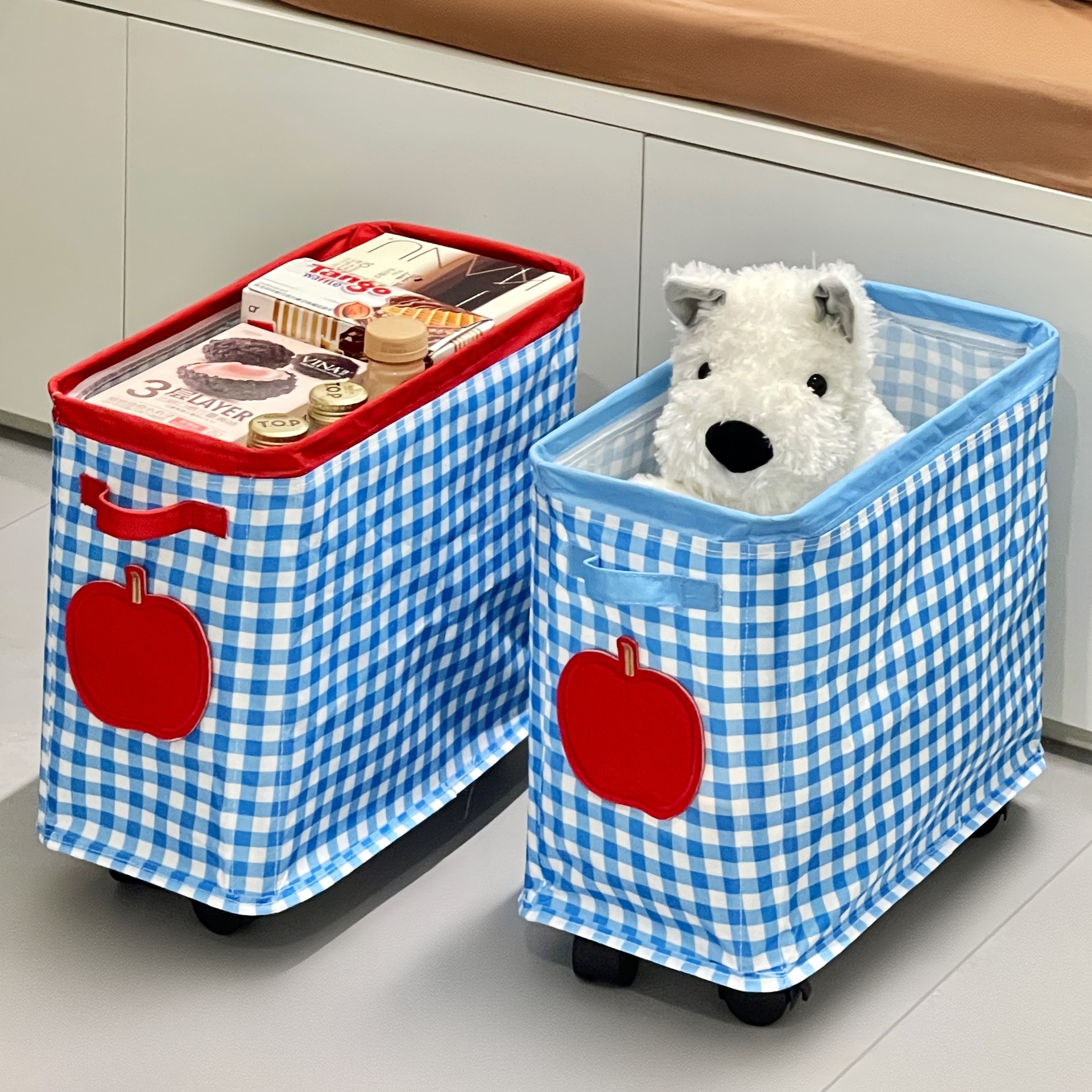 Cesta de almacenamiento debajo de la mesa con ruedas, carro pequeño, estante de almacenamiento, dormitorio, dormitorio, artefacto de ropa, cesto de ropa sucia de hendidura estrecha móvil