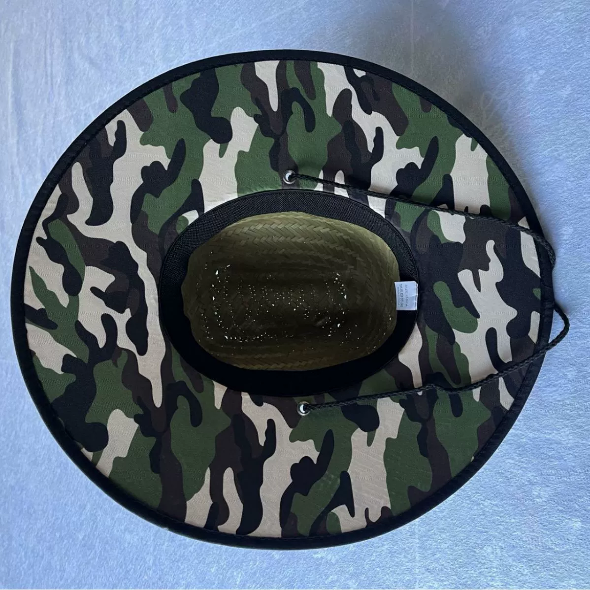 Patch, woven beach hat solar-powered, simple cut