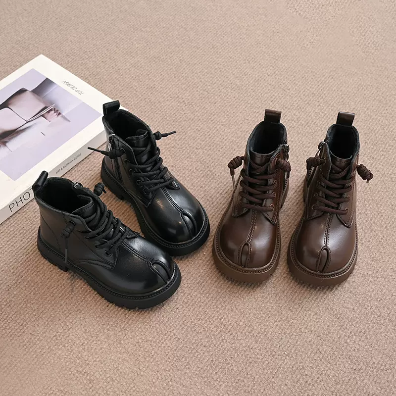 女童靴子儿童马丁靴2025秋冬新款英伦风短靴女孩软底加绒皮靴皮鞋