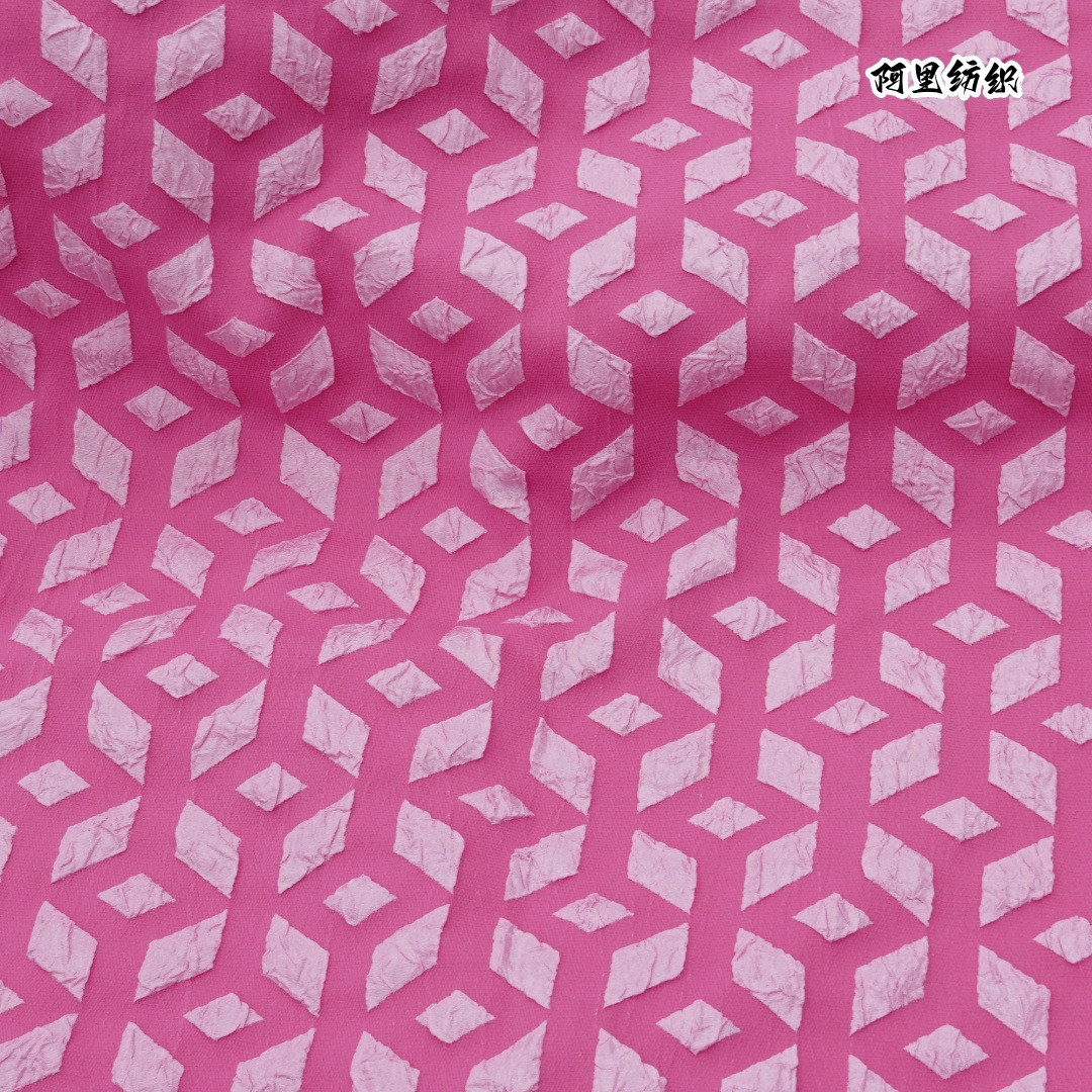 厂家直销 梭织T800提花布 菱形格 女装连衣裙童装 箱包面料 现货