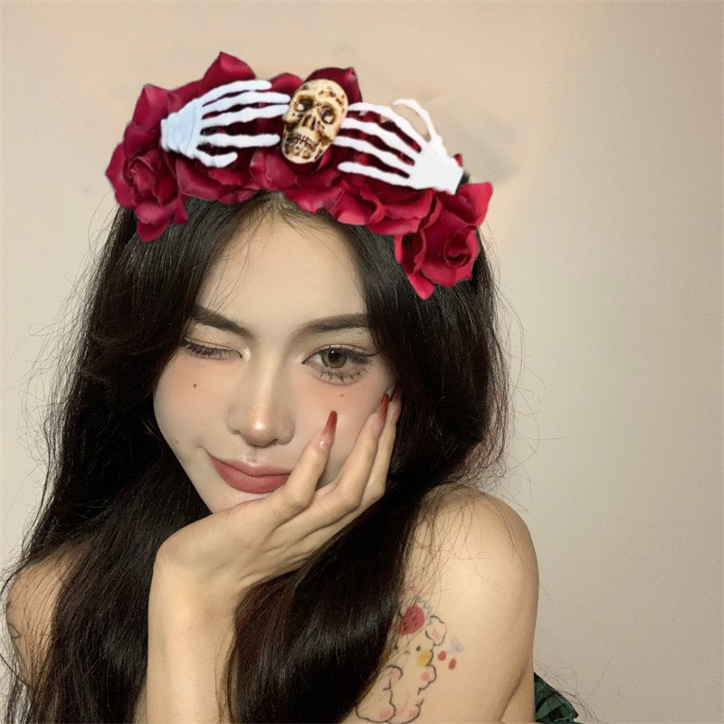 Halloween simulation rose headband skull ghost hand niche personality headband Gothic girl dark hair accessories_voghion.com