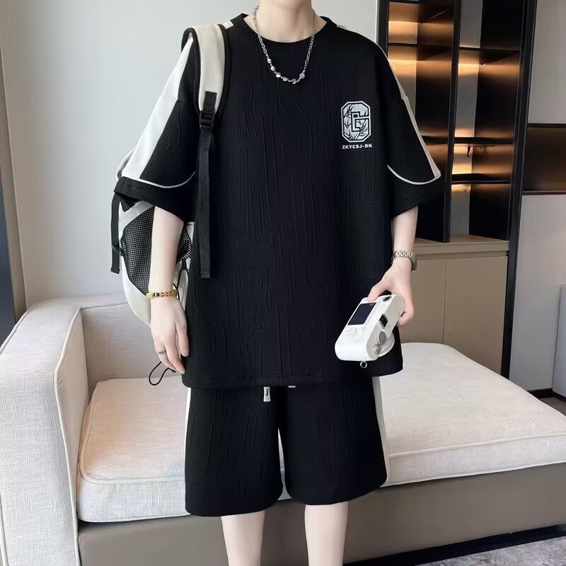 原宿新款宽松短袖t恤搭配短裤一套男新款流行百搭慵懒潮流无品牌