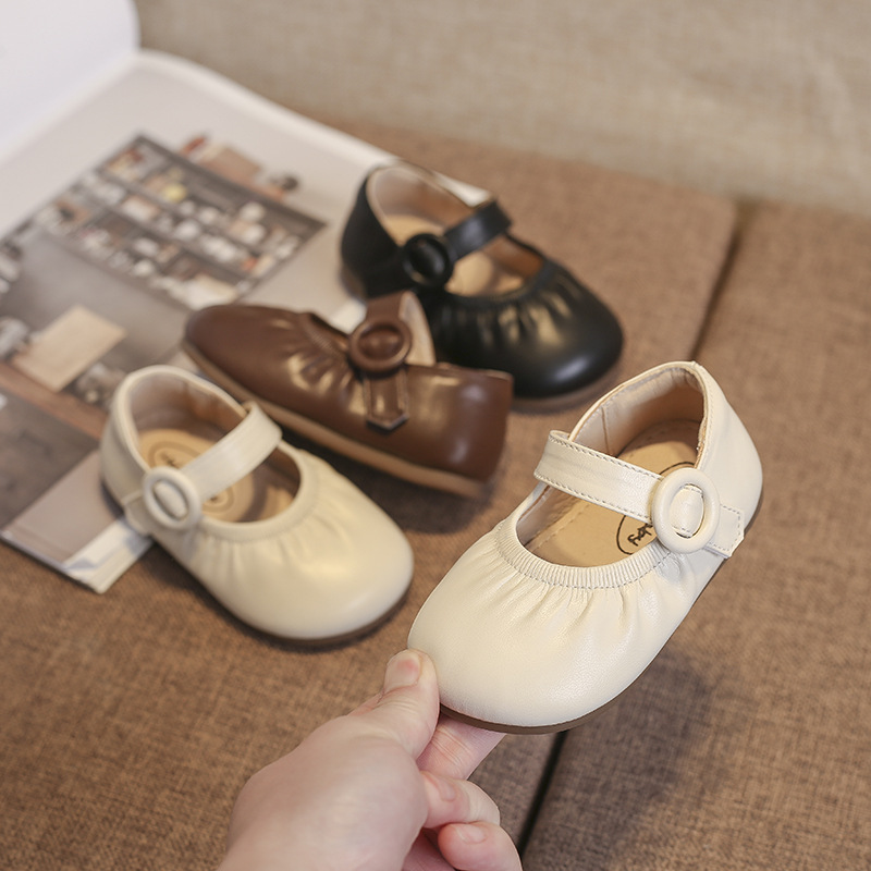 Spring and Autumn Girls' Leather Shoes 2026 New Korean Style Soft Surface Soft Sole Velcro Princess Shoes Children's Single Shoes