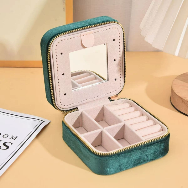 Small mirror, green storage system with zipper