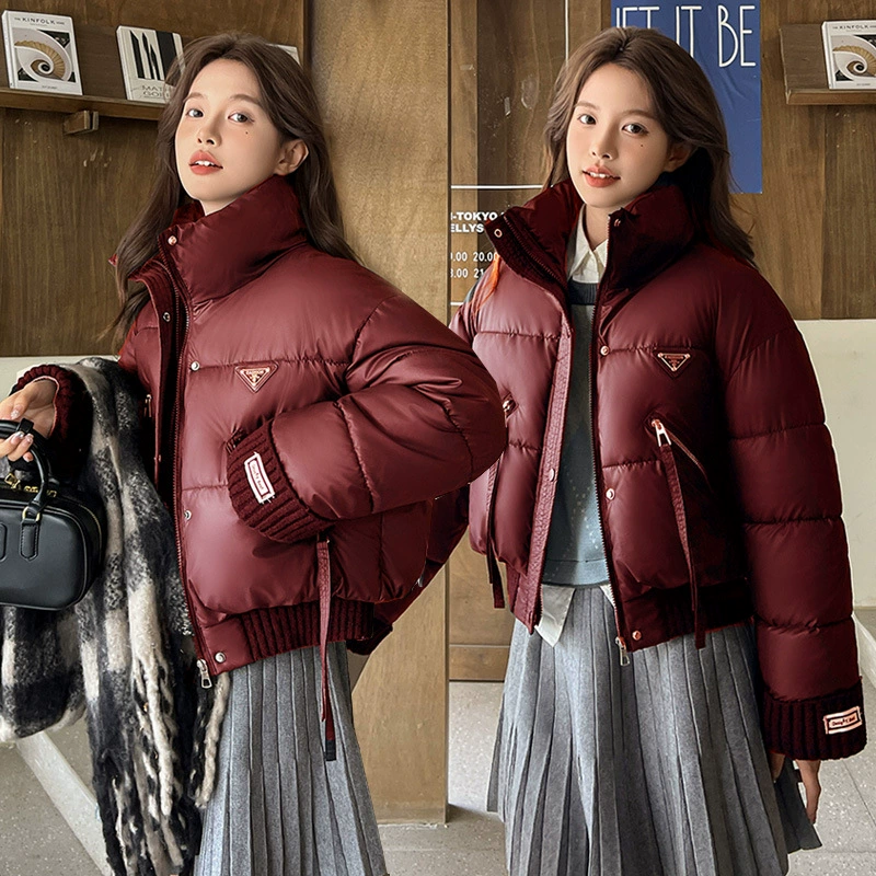 Иностранный воротник маленький человек новогоднее короткое хлопковое пальто женская свободная холодостойкая хлебная одежда корейская версия толстого хлопкового пальто