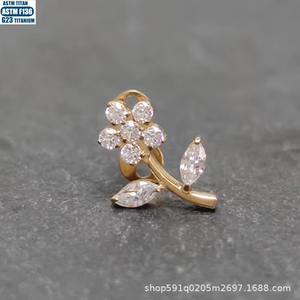 Silver pointed spike labret stud material detail
