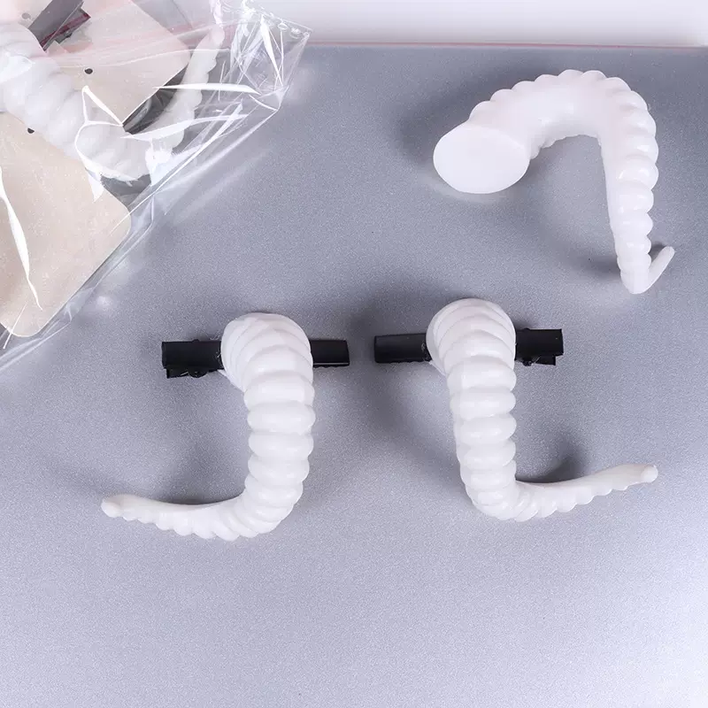 新款万圣节仿真羊角发夹吸血鬼拍摄道具漫展软萌绵羊角发卡发饰品