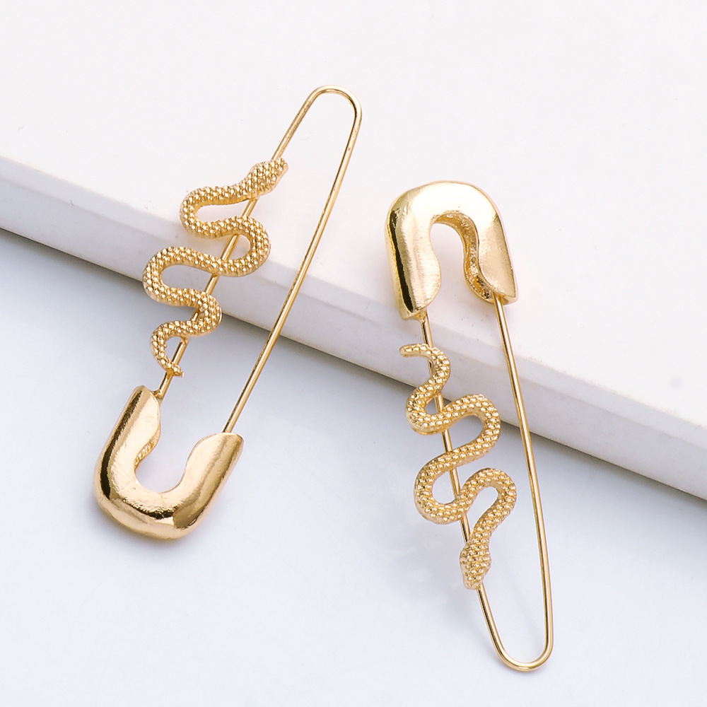 Korean Style Lock Snake Earrings display picture 4