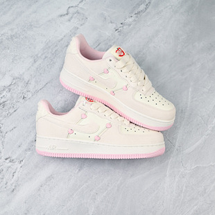 ��ԭLunar force1���eЬ��܊һ̖����2.0��Ь���˹������\��Ь