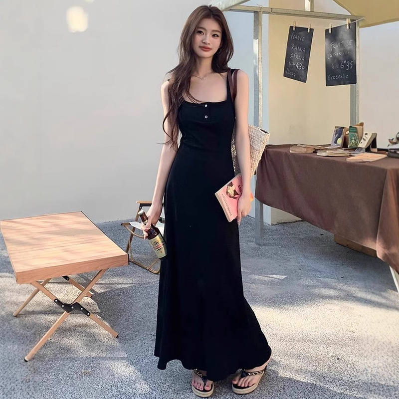 Ins Sexy Pure Desire Square Collar Button Sleeveless Strap dress Slim-fit Stepmom Dress Waist Long A- line Dress Women's Trendy