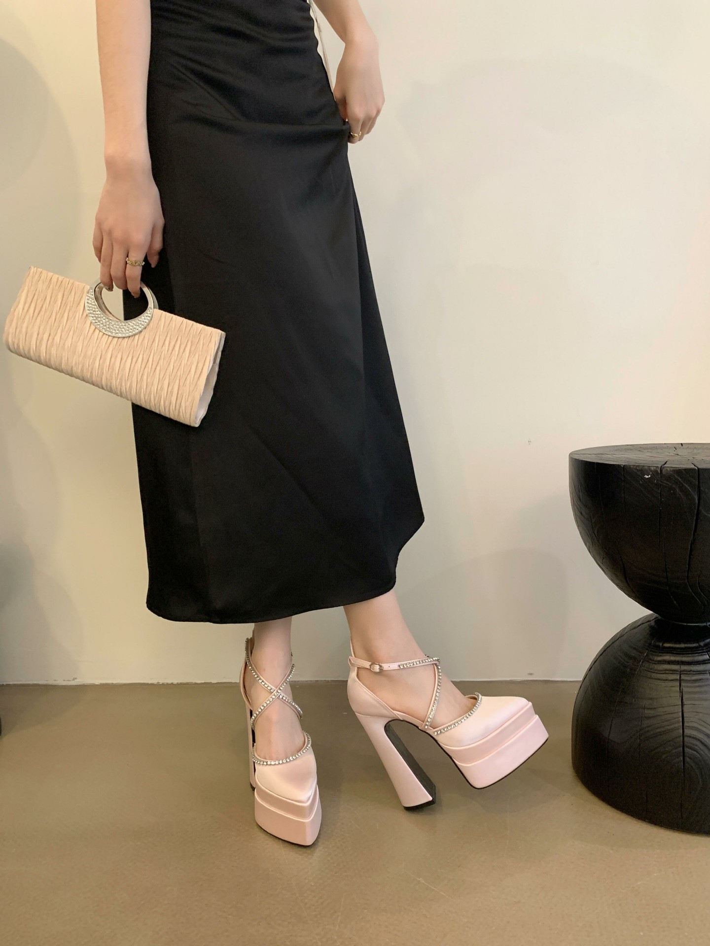 Giày cao gót nữ mũi nhọn satin gót dày thời trang xuân hè — Màu đen chi tiết 19