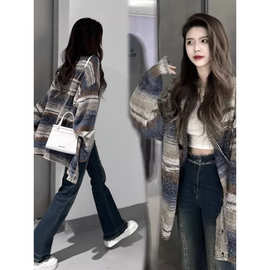 韩版撞色条纹开衫毛衣外套女秋冬薄款设计感小众宽松慵懒针织上衣