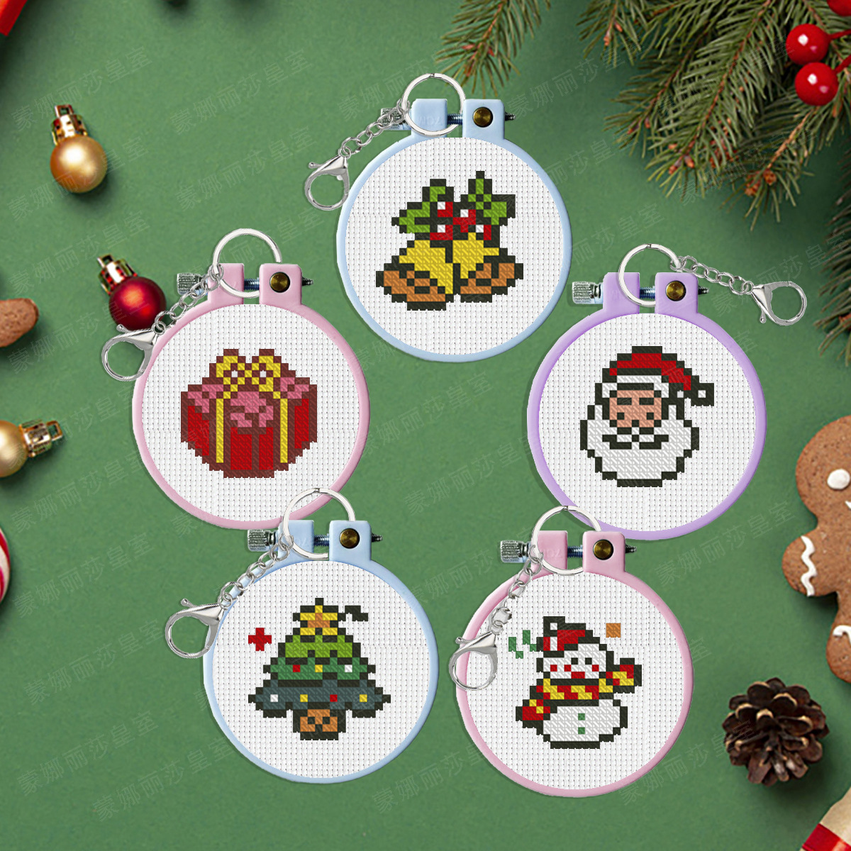 Nuevo cross-border de Navidad pequeños bordados DIY dibujos animados para niños bordados crucifijos colgantes de llaves de entrega