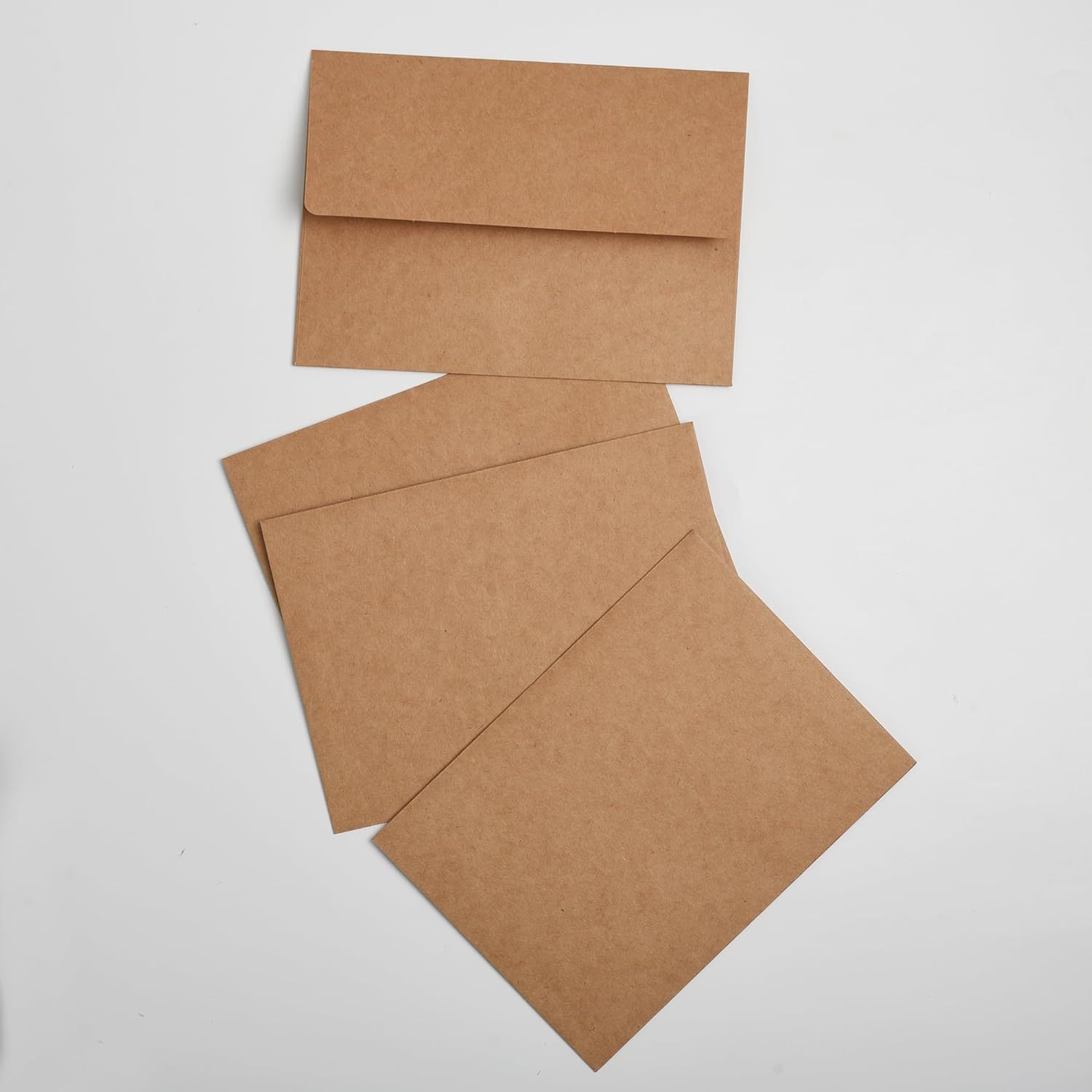 Bolsas de sobres de papel kraft de color occidental transfronterizo A7, papel de liberación, pegamento de agua, sobres engrosados autoadhesivos, personalización avanzada