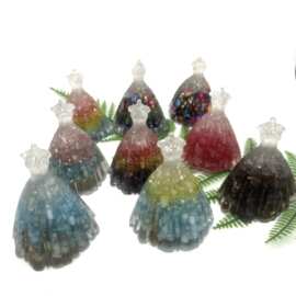 天然水晶碎石裙子树脂滴胶水晶裙 办公室家居工艺品摆件厂家批发