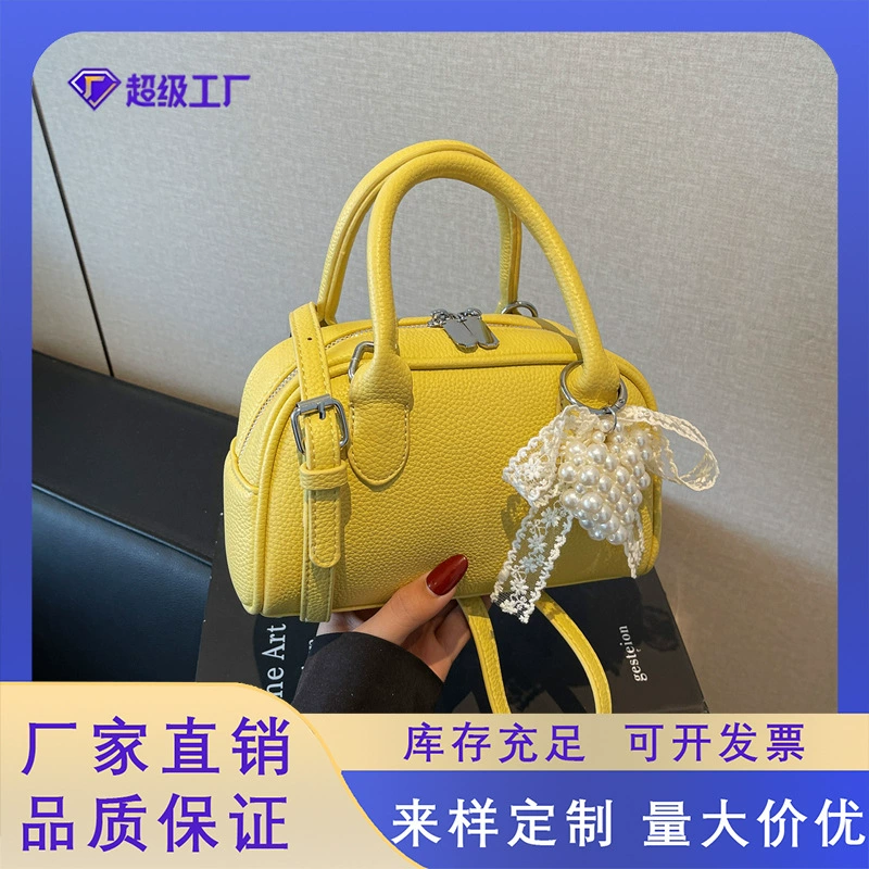 Модный нишевый дизайн 2025, новая сумка для боулинга, повседневная сумка через плечо, сумка-подушка Boston с каменной текстурой