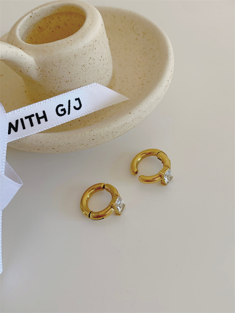 4g Weight Rhinestones Inlay Material Ear clips Classification Fashion Square Titanium Steel Plating Rhinestones Ear Clips 1 Pair