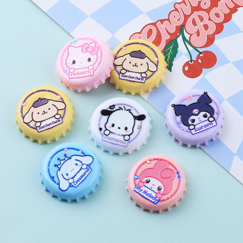 Dibujos animados Sanrio animal botella tapa resina accesorios crema pegamento hecho a mano DIY teléfono móvil Shell taza de agua horquilla material decorativo