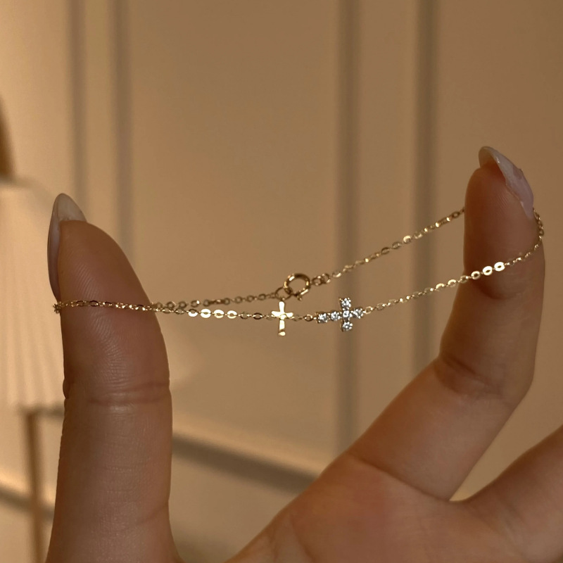 Exquisite Minimalist Gold Cross Bracelet with Full Diamond Inlay for Women, Suitable for Everyday Wear, Light Luxury Wrist Accessory, Stackable Thin Bracelet Exquisite Minimalist Gold Cross Bracelet with Full Diamond Inlay for Women, Suitable for Everyday Wear, Light Luxury Wrist Accessory, Stackable Thin Bracelet
