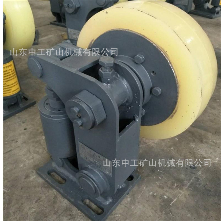 实力厂家双轮滚轮罐耳 聚氨酯双轮滚轮罐耳 结构合理