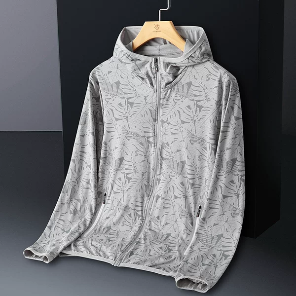Sun Protection Clothing for Men, Ice Silk Upf50+, Anti-Uv, Thin, Breathable, Outdoor Maple Leaf Sun Protection Skin Windbreaker, Men's Sunshade