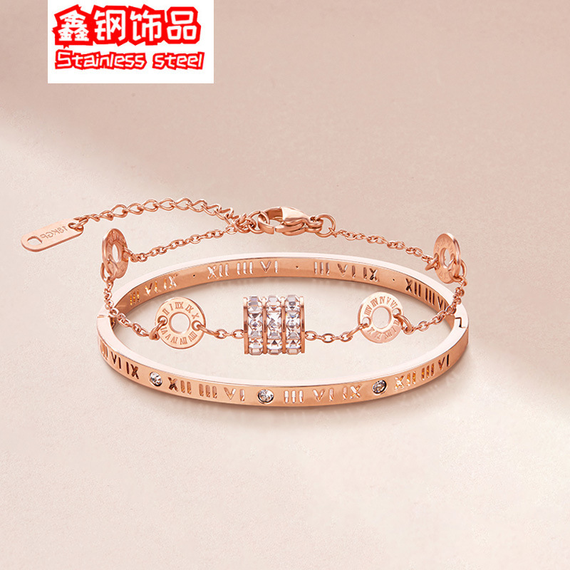 Titanium steel small waist bracelet women's folded wearing Roman numeral bracelet light luxury niche exquisite electroplating diamond jewelry wholesale Titanium steel small waist bracelet women's folded wearing Roman numeral bracelet light luxury niche exquisite electroplating diamond jewelry wholesale