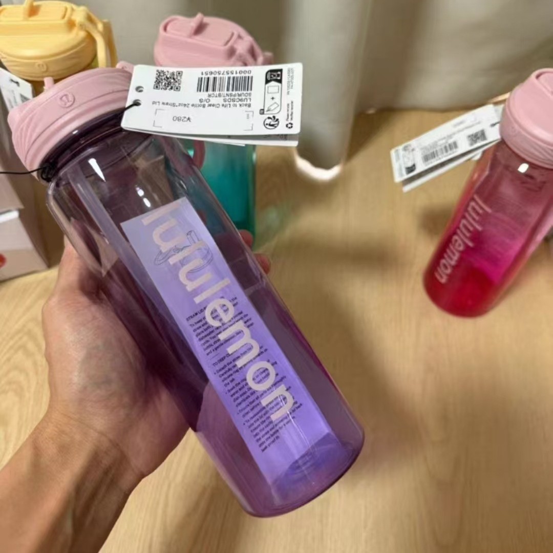 Termo de Acero Inoxidable 304 de Doble Capa con Diseño Antiderrames LULU de Amazon, 710 ml