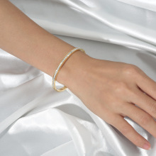 源头工厂跨境外贸饰品小方钻钛钢手镯女时尚情侣钛钢锆石手镯