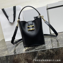 25ss�P���TţƤͰСˮͰ��ͨ����Ƥ�μ�б�������Ů�ٴ��p���L