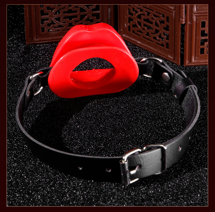 Jiuai Silicone Mouth Plug with Nipple Clamps, Black Bondage Accessory Set — detail image 37