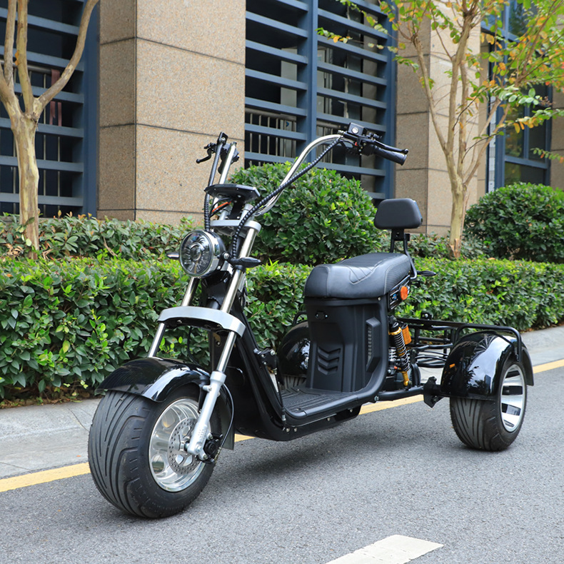 New Harley tricycle large wide tire electric car battery motorcycle scooter lithium battery scooter