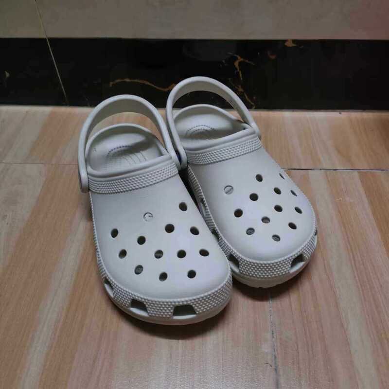 Classic Star Outdoor Lightweight Clogs for Men and Women Durian Couple Style Beach Sandals and Slippers Classic Star Outdoor Lightweight Clogs for Men and Women Durian Couple Style Beach Sandals and Slippers