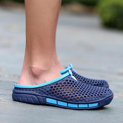Couple's Style Men's and Women's Slipper Hole Shoes, Solid Color Foot Cover Outdoor Casual Beach Shoes, Breathable and Comfortable, Versatile