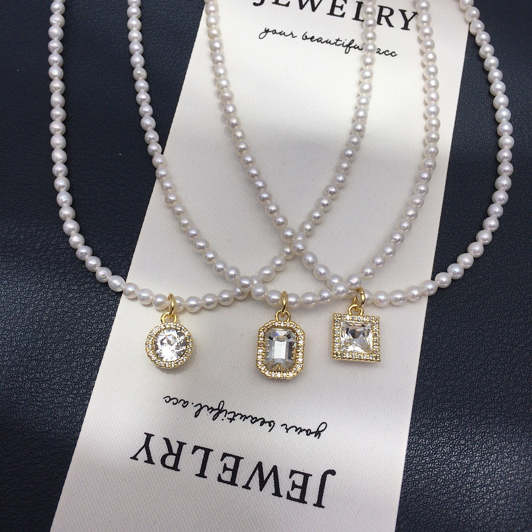 Luxury Pearl Choker Necklace With Magnetic Clasp For Women_voghion.com