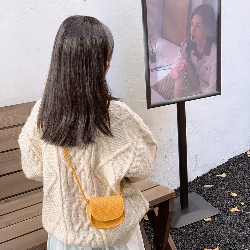 Moda coreana, bolso de hombro para hombres y mujeres, bolso de hombro para niños, bolso de hombro mini para bebés, nuevo tipo de bolso para niños simple de color sólido.