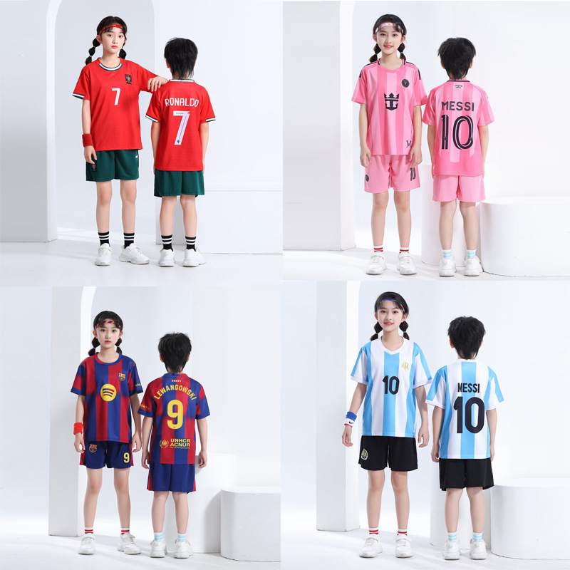 2526新赛季儿童足球服套装幼儿园中小学生球衣团购7号10号训练服