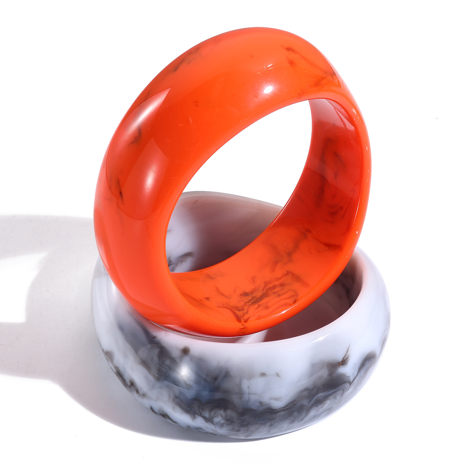Europa y América de moda translúcida elíptica ancha joyería macarón chica retro pulsera de resina alta sensación al por mayor