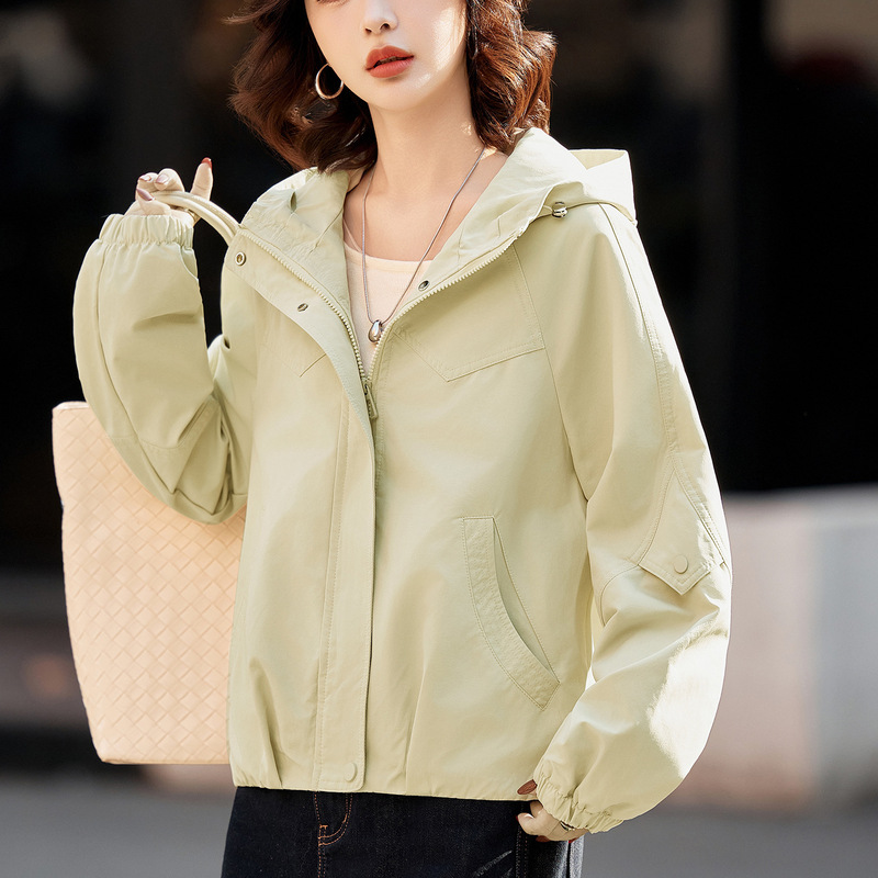 Short Jacket for Women, Spring and Autumn 2026 New Style, Very Stylish, Hooded, Petite Trench Coat, Casual, Age-Reducing, Trendy Jacket Top