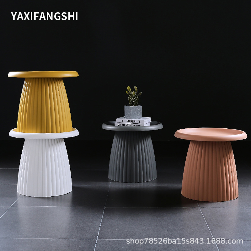 Round coffee table modern simple sofa side table internet celebrity ins personality home living room balcony outdoor simple coffee table 