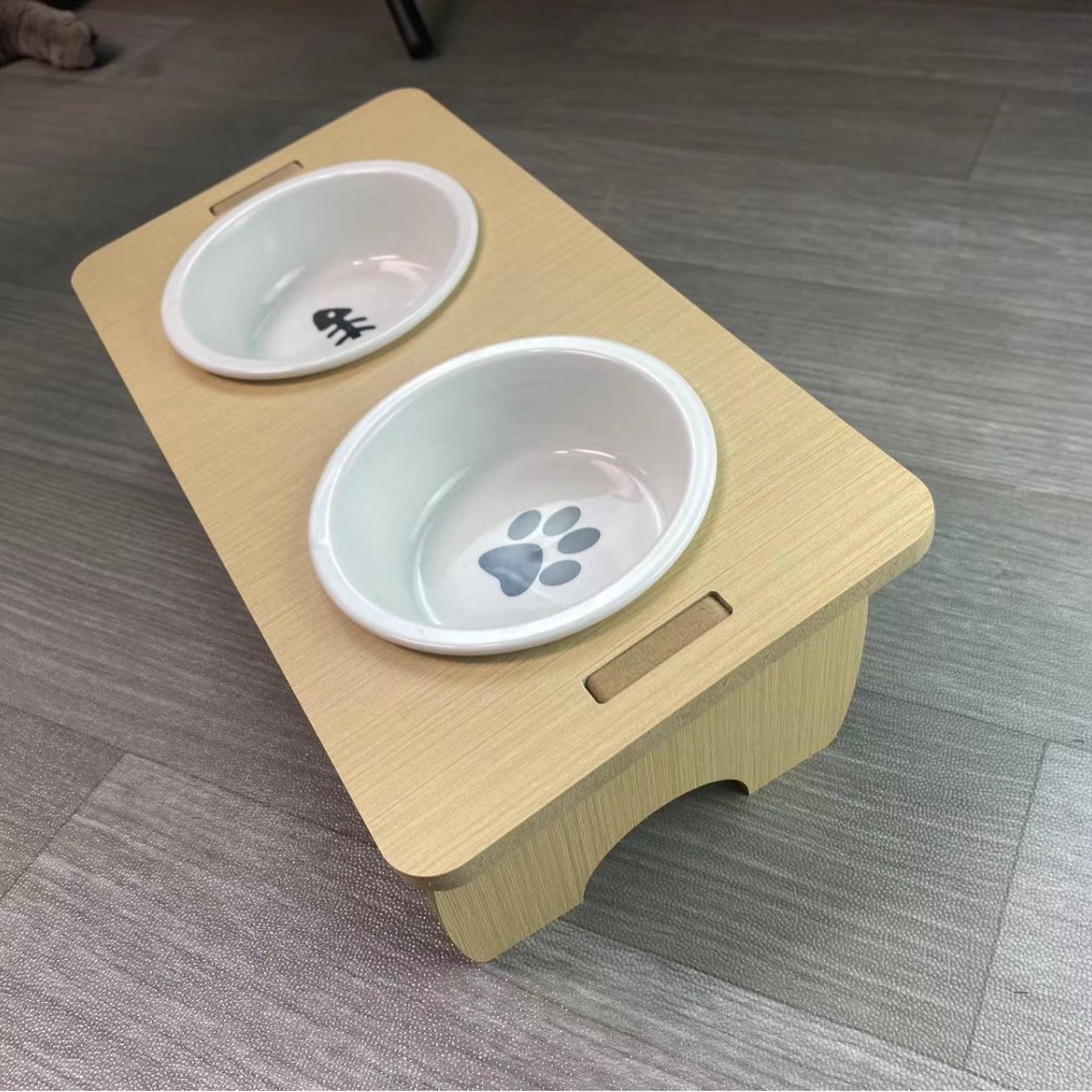 고양이 그릇 애완 동물 고양이 그릇 세라믹 높은 발 먹는 개 고양이 물 음식 통합 피더 나무 프레임 애완 동물 그릇
