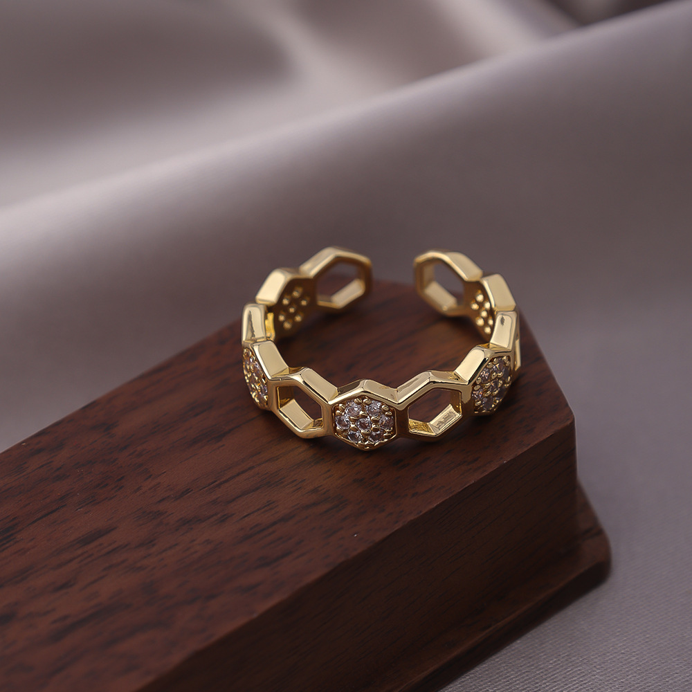033 gold