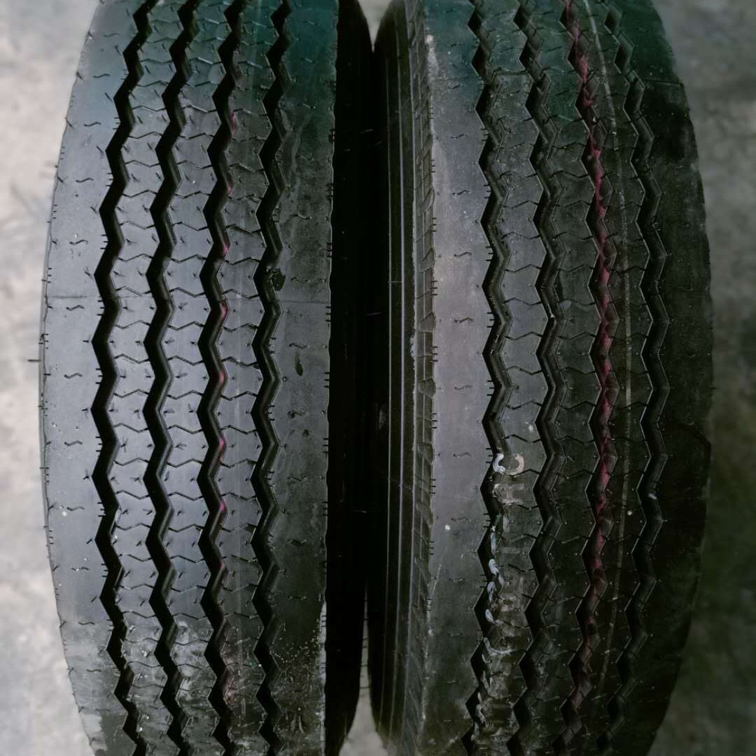 供应 8.25R15全钢卡车 拖挂车轮胎825R15轮胎