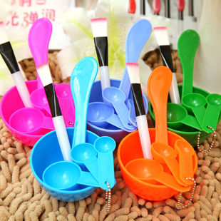 Beauty Tools 4-in-1 suit color random sending mask brush + bowl + stick + spoon
