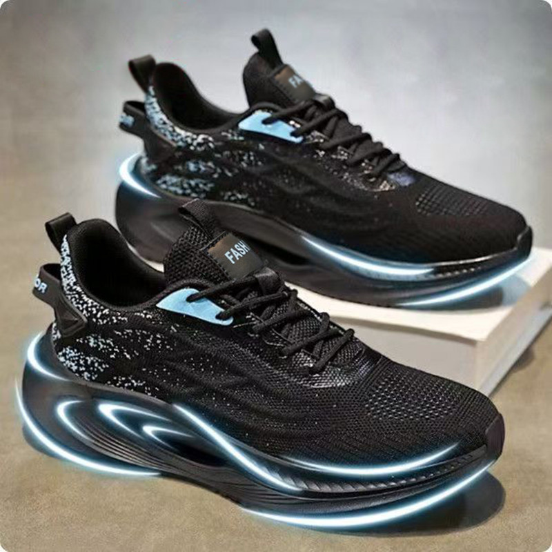 Nuevos zapatos de hombre de verano de verano 2026 redes deportivas casuales ligeras con suela suave transpirables zapatos de moda de estudiantes