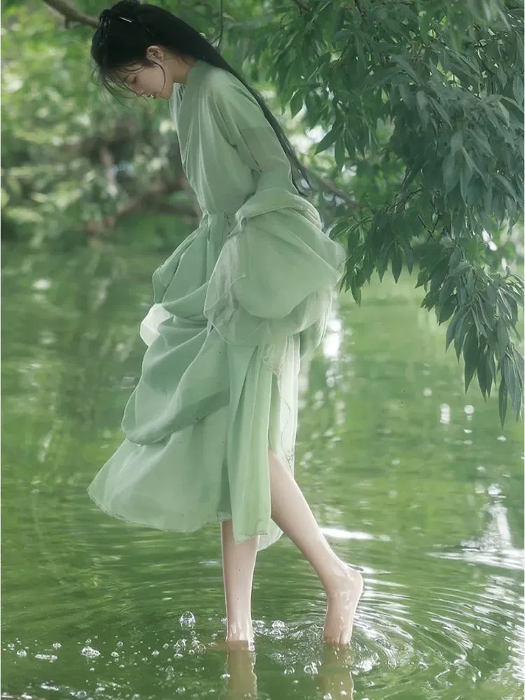 Зеленый элегантный женский полный комплект древних костюмов династии Хань с перекрестным воротником Вэй и Цзинь, супер фея, свежий и элегантный элегантный костюм в древнем стиле